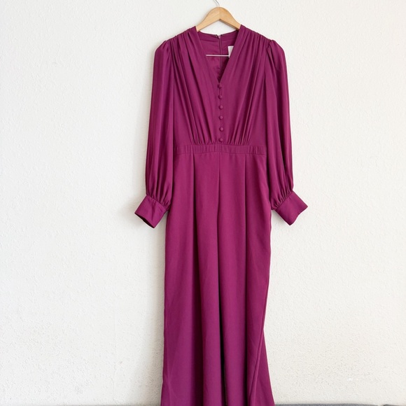 Gal Meets Glam Boysenberry Long Sleeve V Neck Jumpsuit Size 6 - Picture 2 of 8